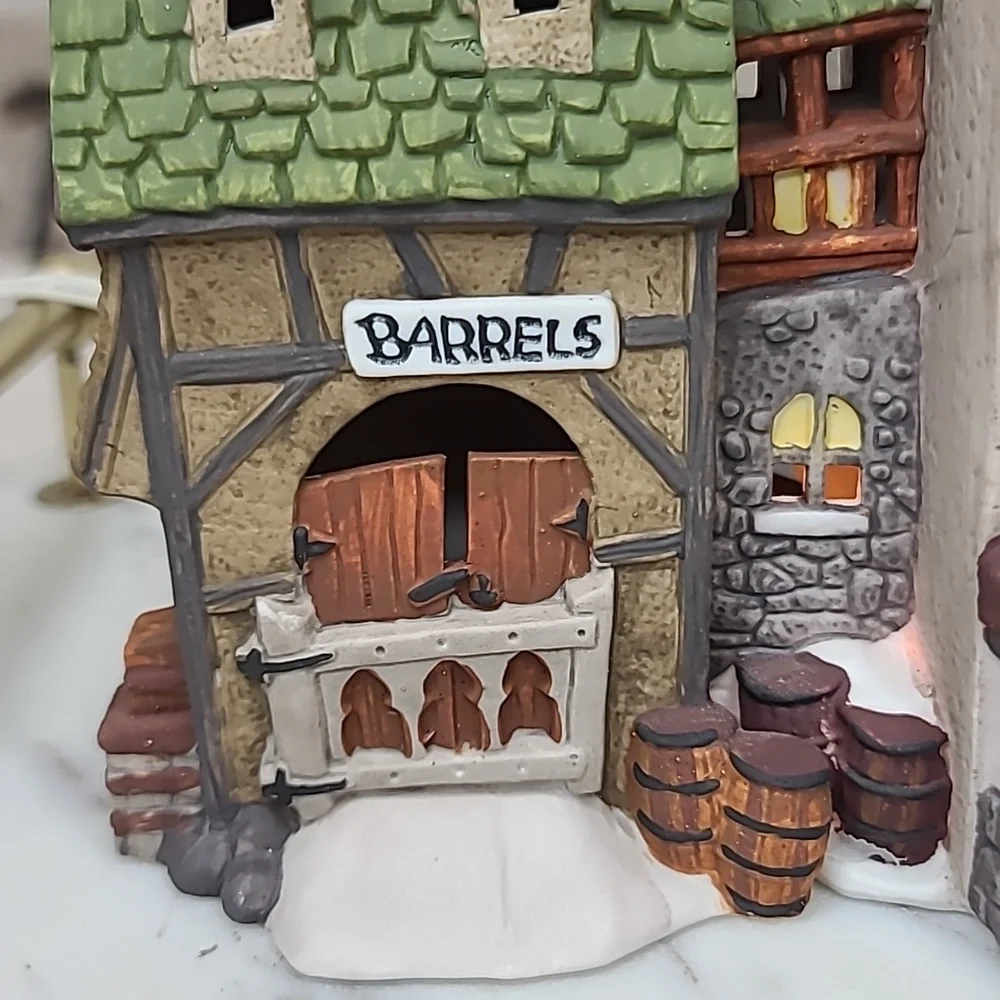 Department 56 Vtg Heritage Village Collection Oliver Twist 